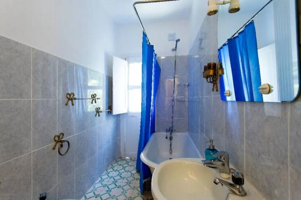 Private Room A Lisbon